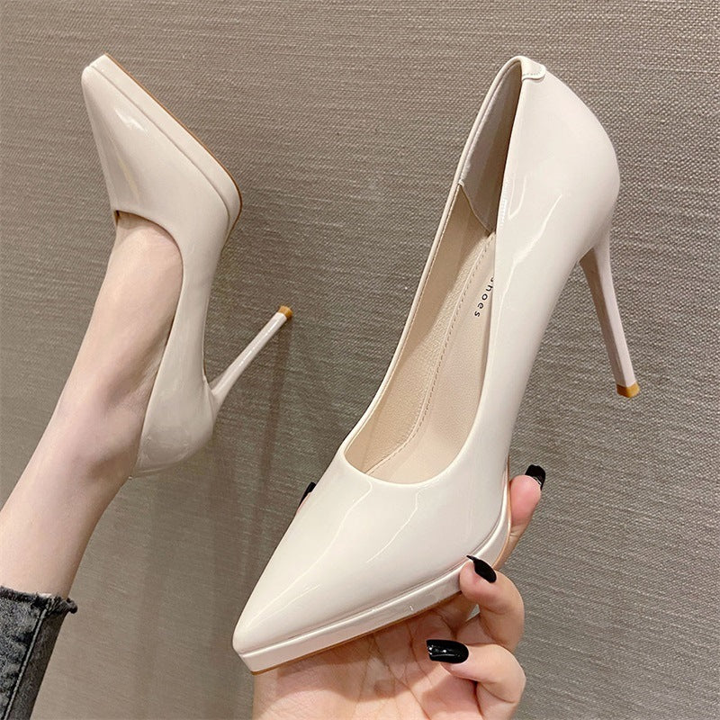 Cuir verni Chaussures sexy pour femmes Chaussures à la mode à talons aiguilles de classe