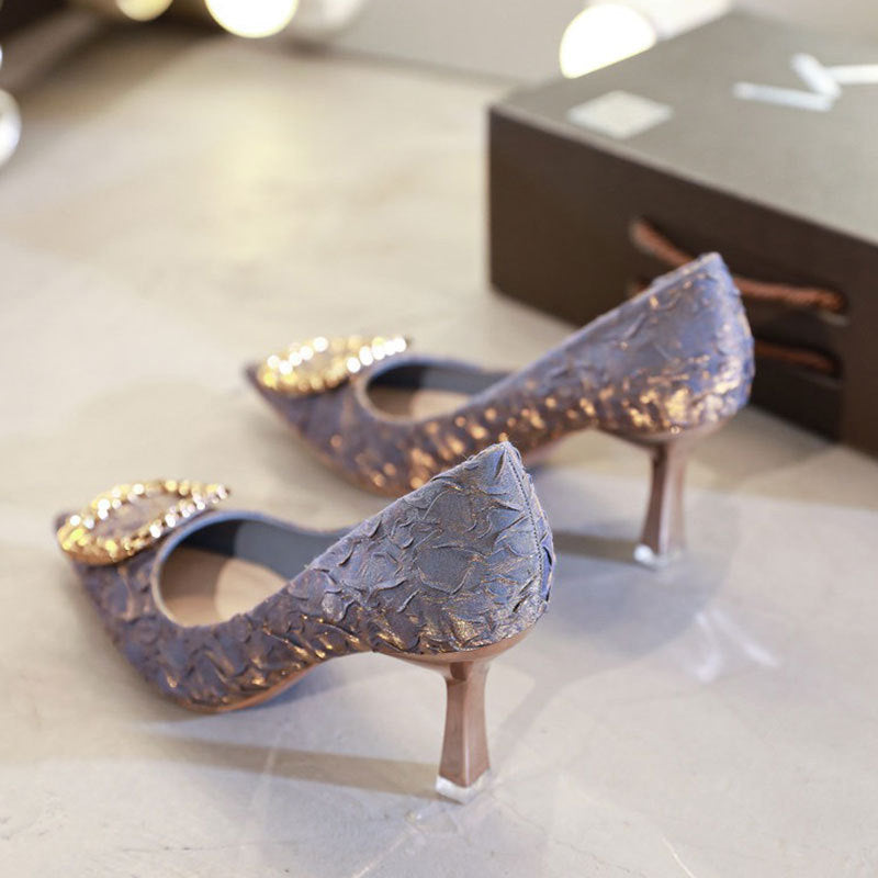 Talons aiguilles d'adolescentes françaises Design étudiant Sens Niche Tempérament Talon Stiletto Pompes