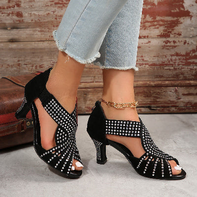 Nouvelles sandales à talons hauts et à bouts pointus avec strass